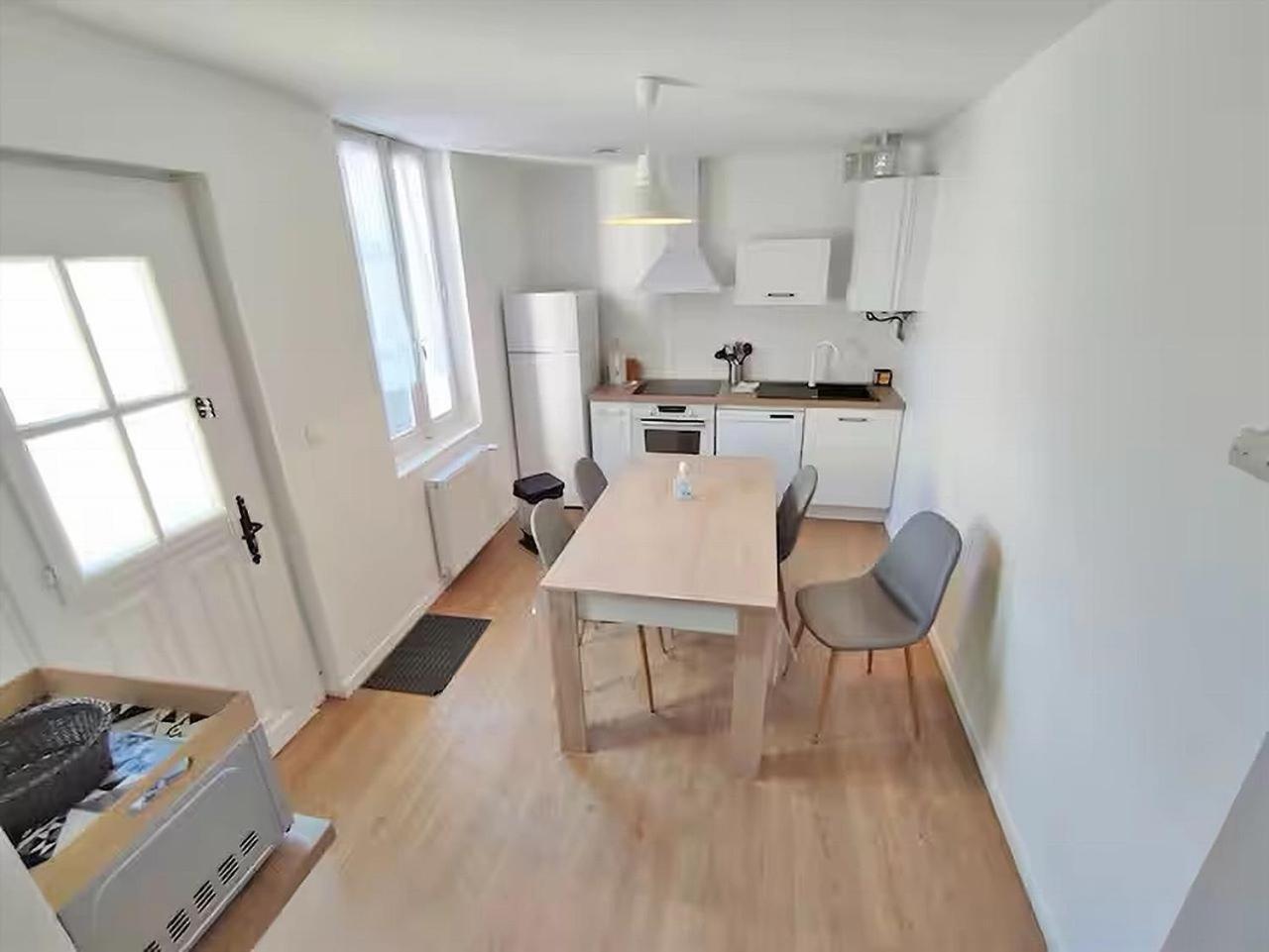 Appartamento L'Alexiane, Centre Luchon, Parking Gratuit, Wifi Bagnères-de-Luchon Esterno foto