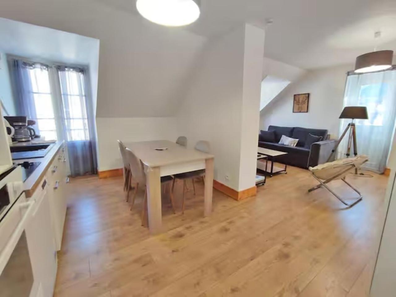 Appartamento L'Alexiane, Centre Luchon, Parking Gratuit, Wifi Bagnères-de-Luchon Esterno foto