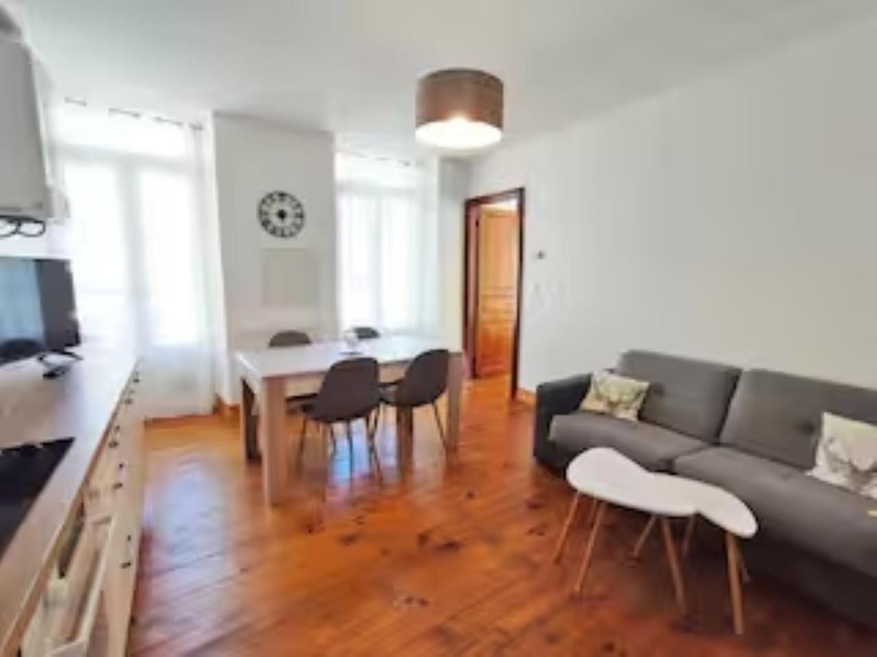 Appartamento L'Alexiane, Centre Luchon, Parking Gratuit, Wifi Bagnères-de-Luchon Esterno foto